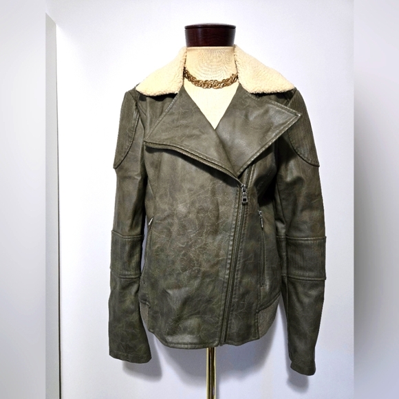 SAM EDELMAN Faux Leather Jacket with Cream Sherpa Collar. Size Large - Picture 1 of 15